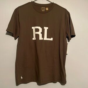 New with tags Ralph Lauren’s men’s small T shirt